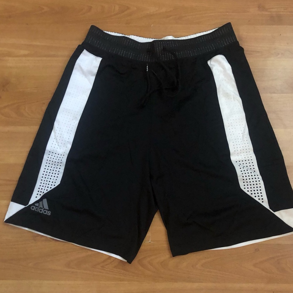 Men’s Size X-Large - Adidas Basketball Shorts Black White